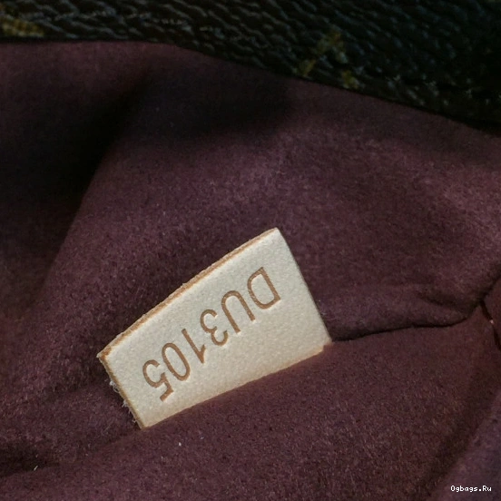 LOUIS MONTAIGNE MM VUITTON 0128